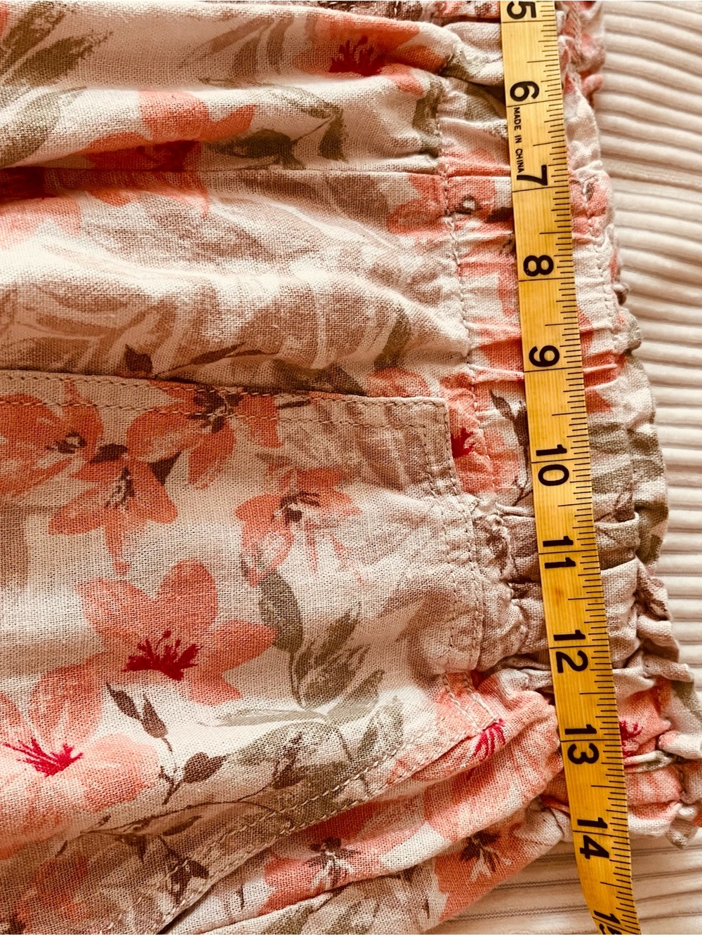Briggs Casual Linen   Blend  Peach Floral High-Waist Shorts - Picture 6 of 9